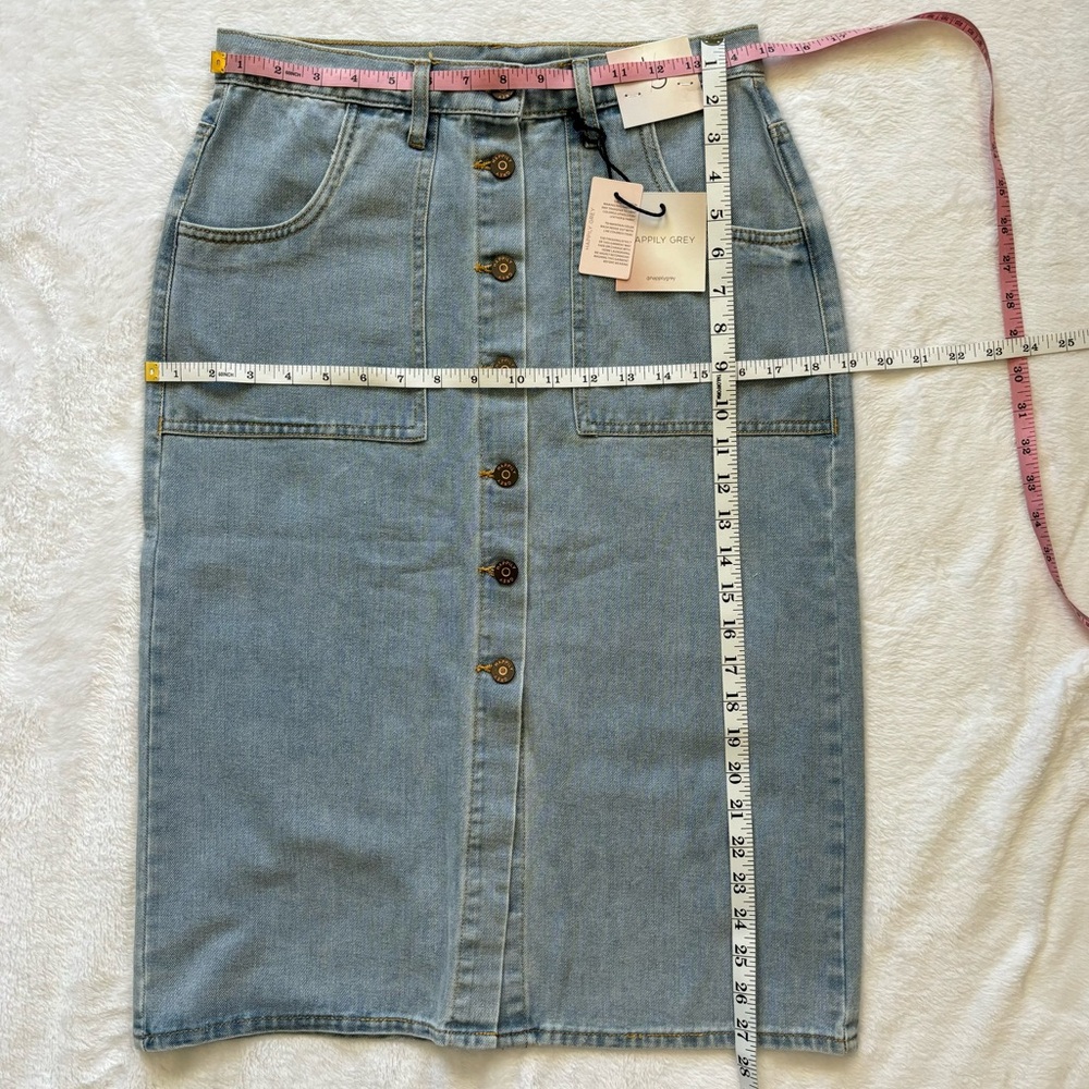 Happily Grey Classic Midi Denim Pencil Skirt --Sz 5/26 - Picture 15 of 15